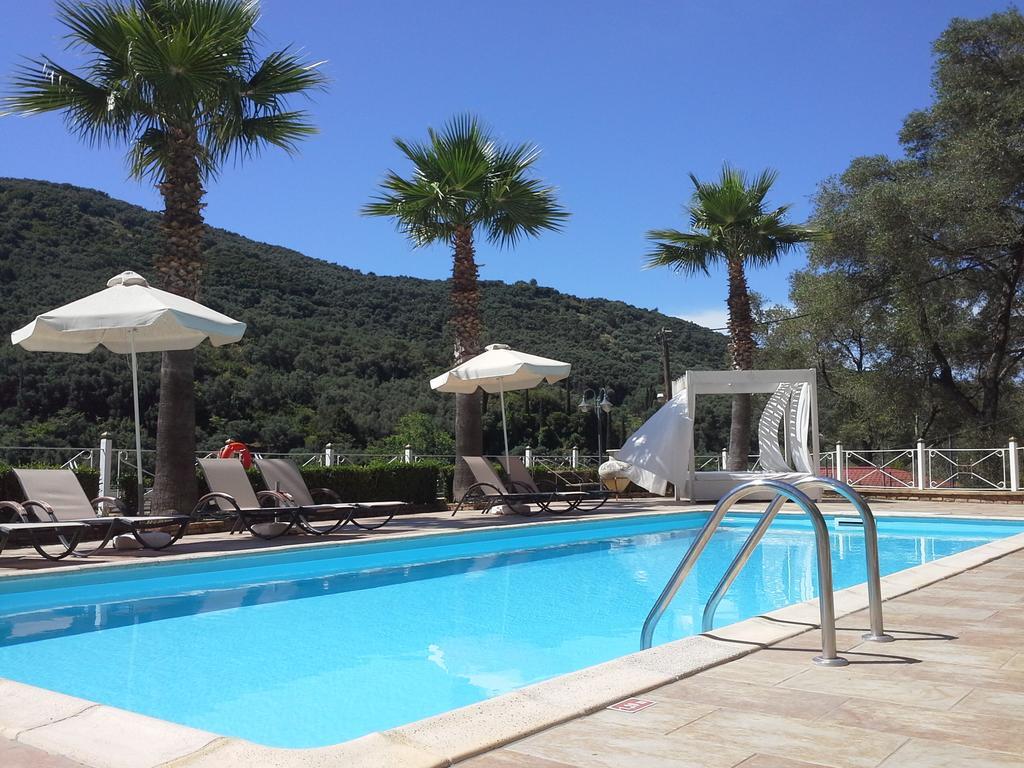 Golden Sun Apartment Parga Bagian luar foto
